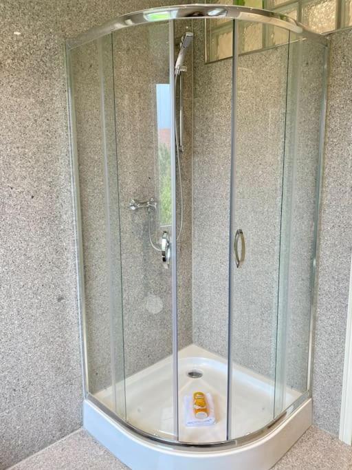 Cozy, Neu, Modern Apartment Bamberg Luaran gambar